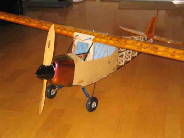 piper teilweise bespannt0002.jpg